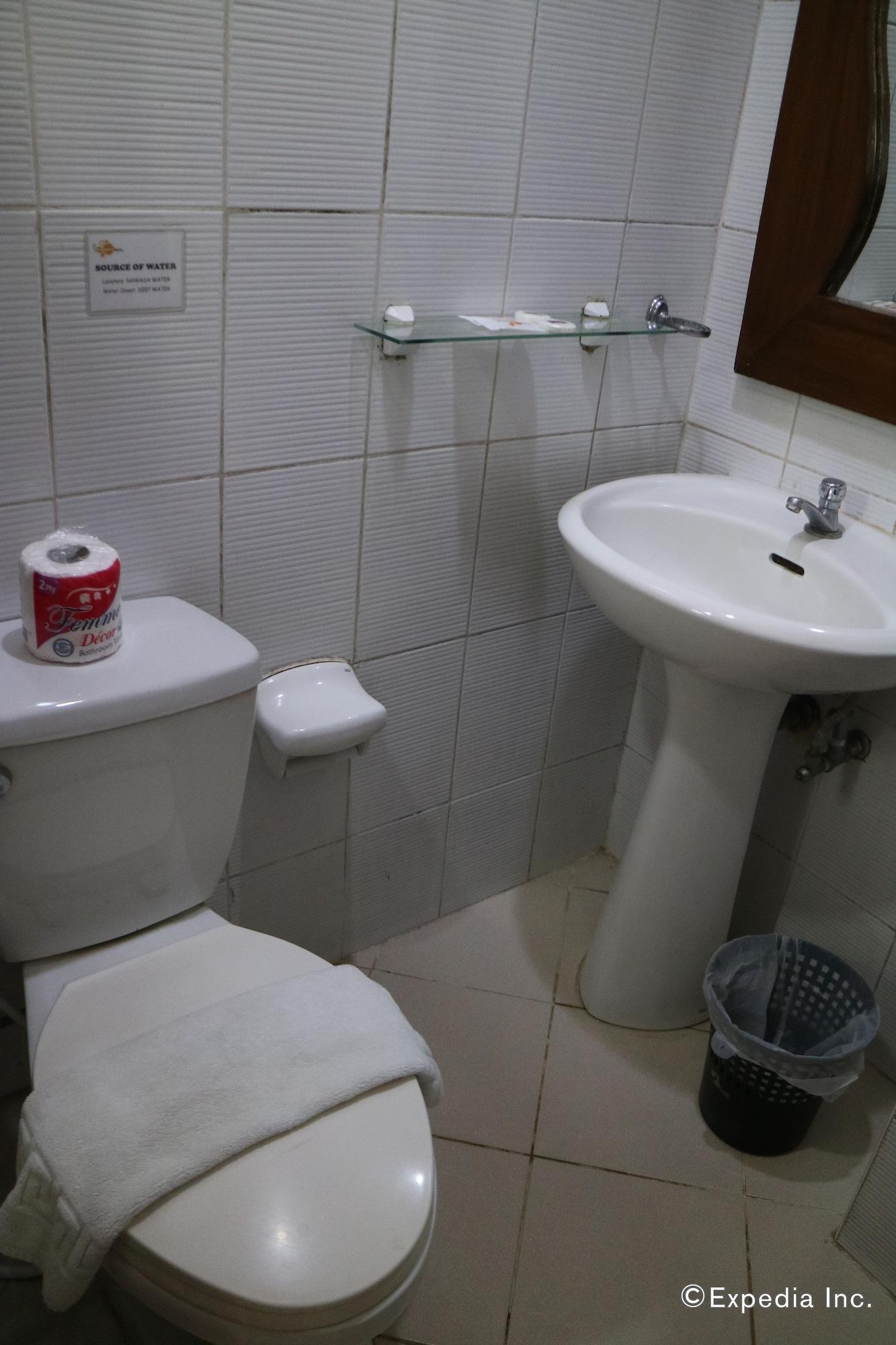 Urban Inn Iloilo Экстерьер фото