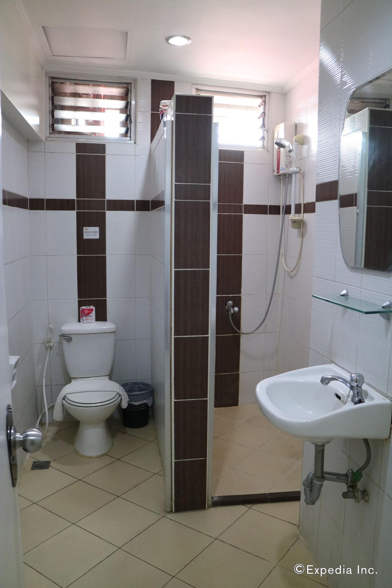Urban Inn Iloilo Экстерьер фото