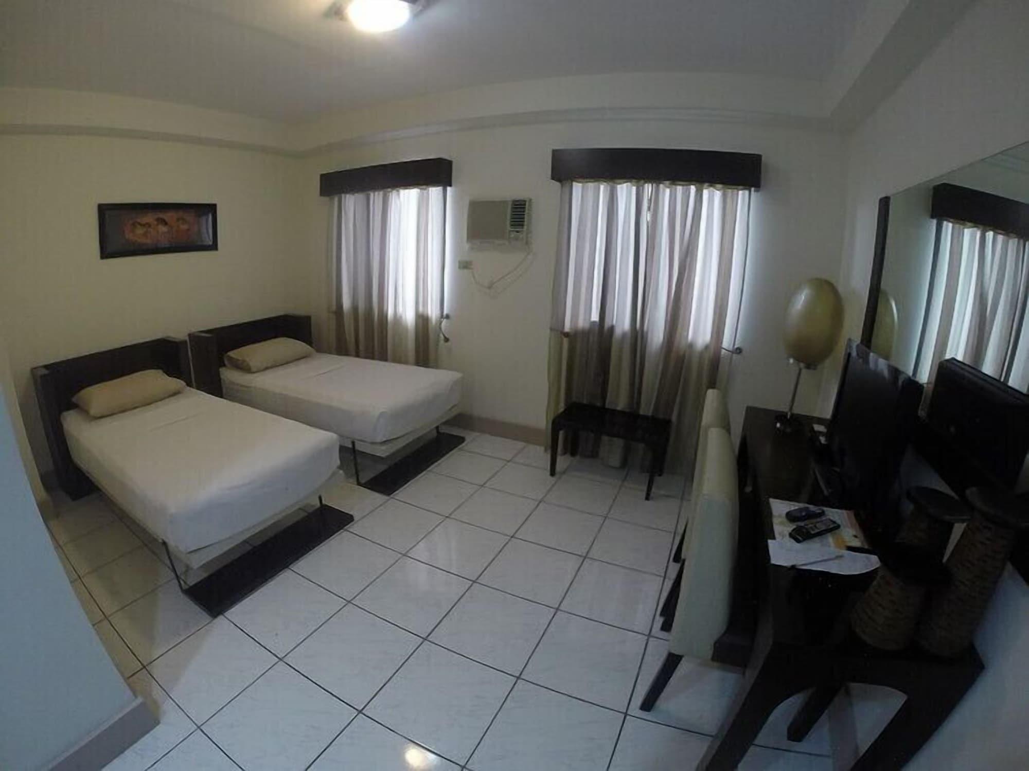 Urban Inn Iloilo Экстерьер фото