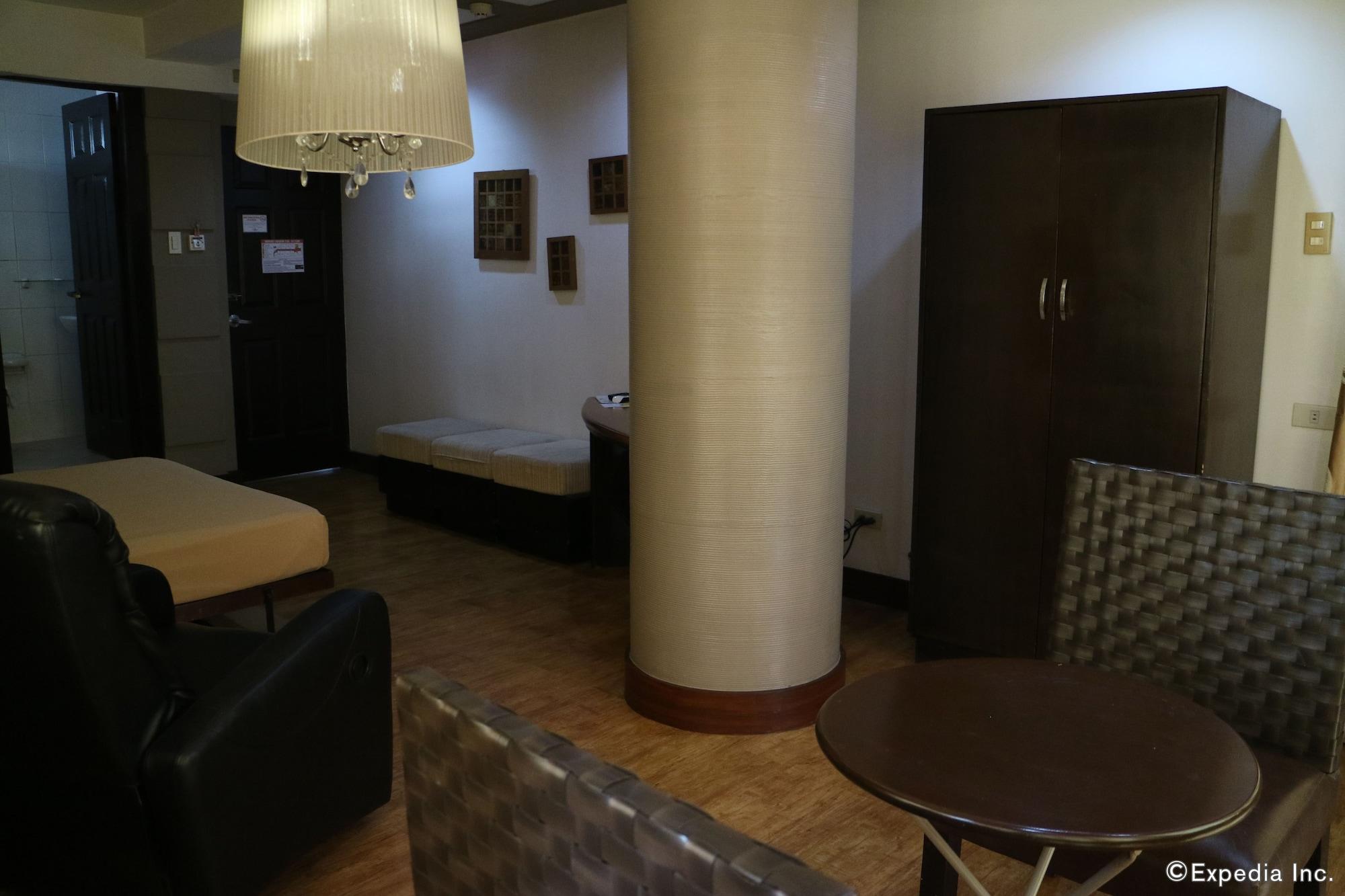 Urban Inn Iloilo Экстерьер фото
