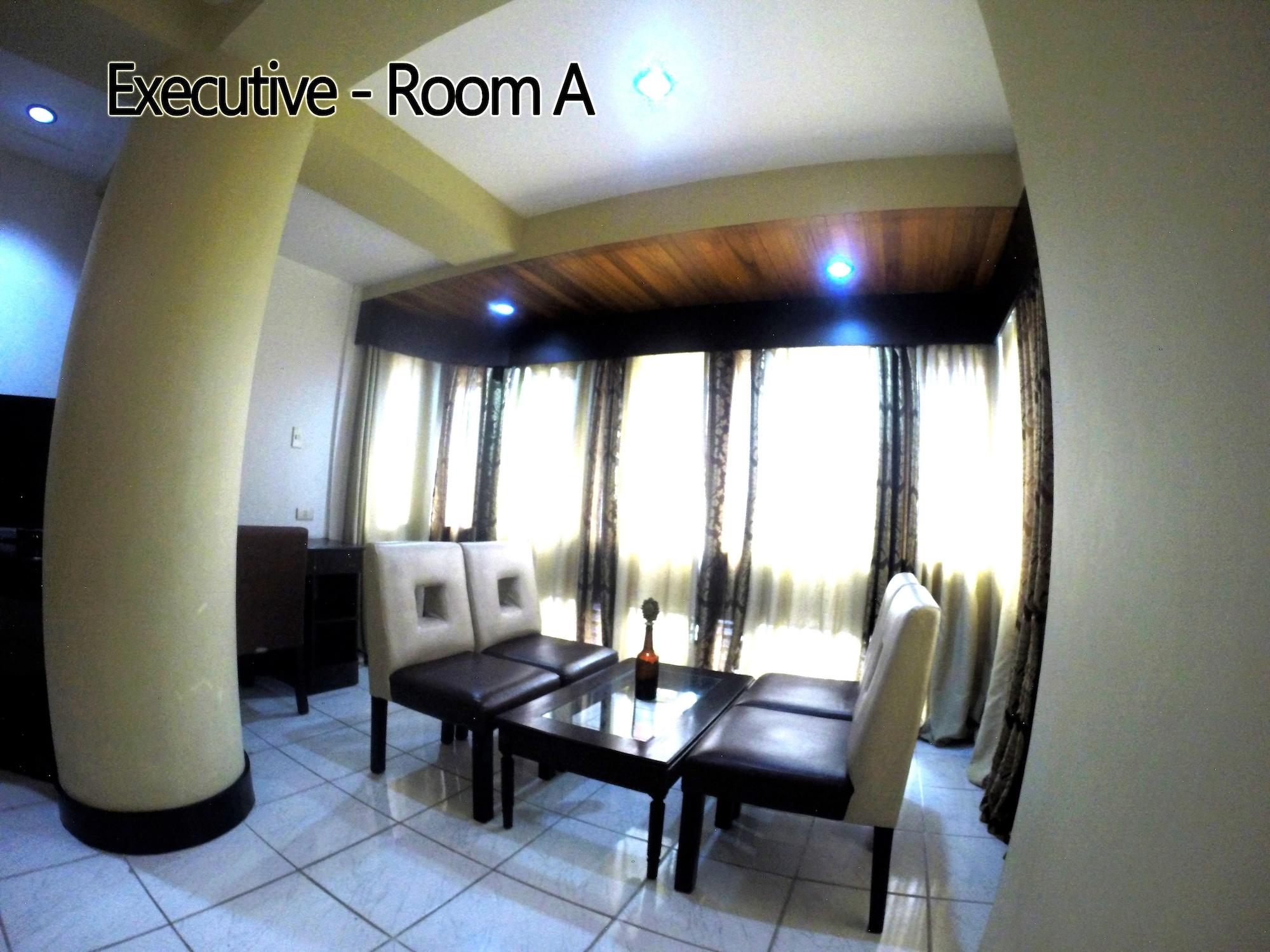 Urban Inn Iloilo Экстерьер фото