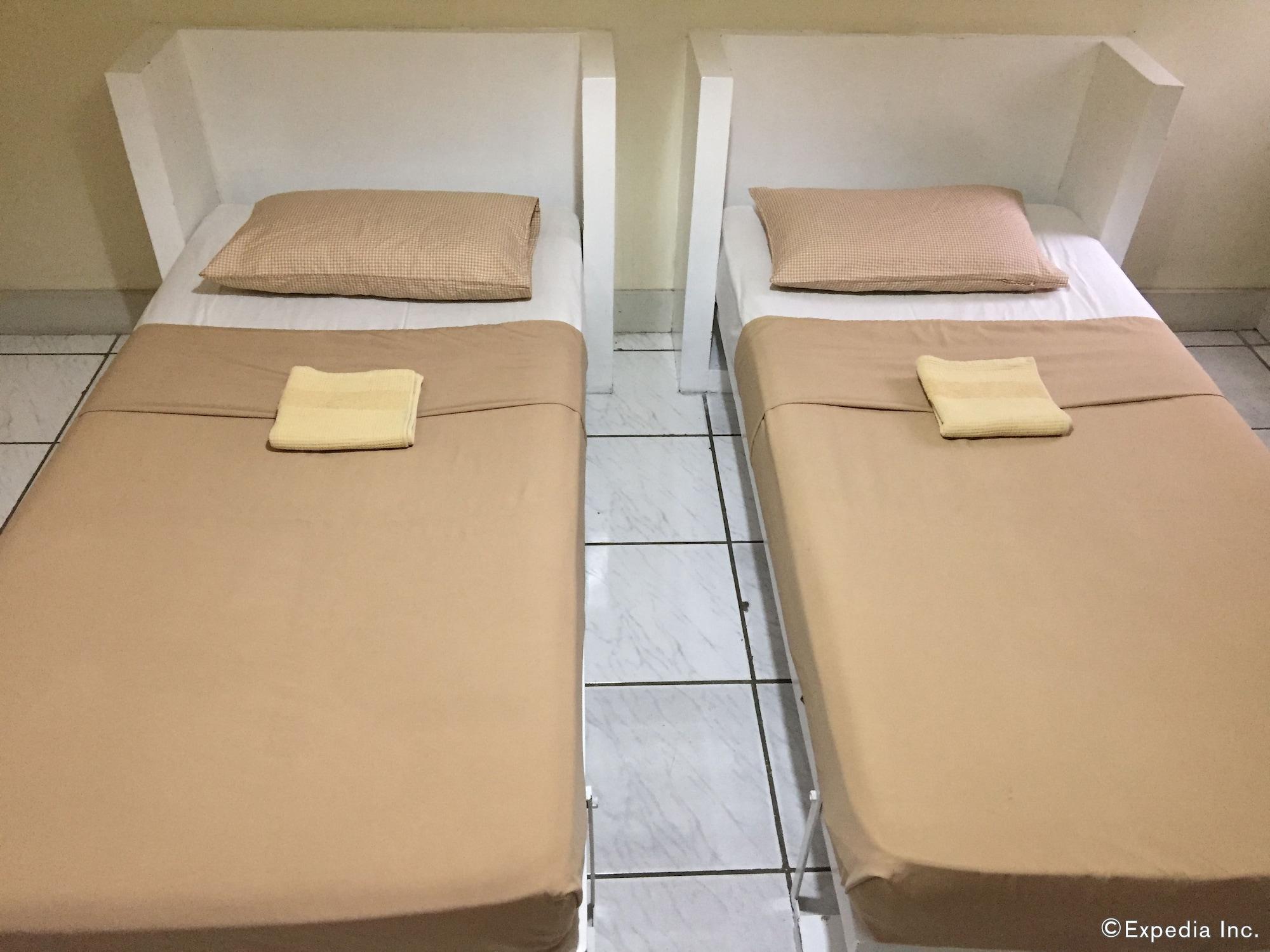 Urban Inn Iloilo Экстерьер фото